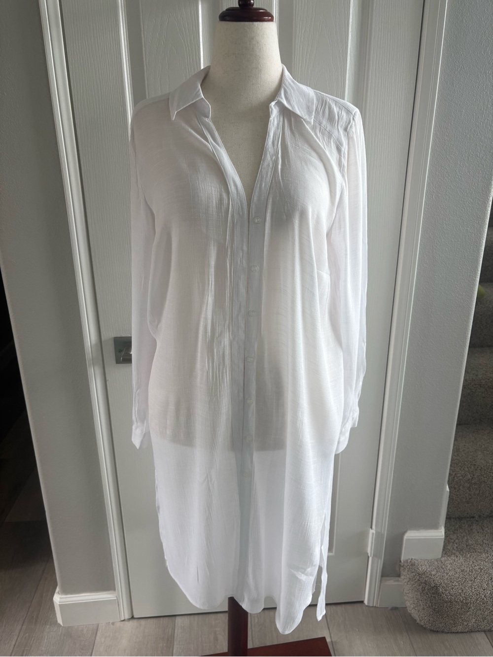 International Concepts | White Shirt Cover Up or layering | sz L | VGC
